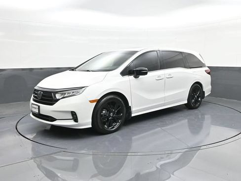 Used 2024 Honda Odyssey Sport image 34