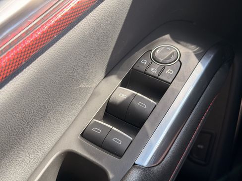 Used 2024 Chevrolet Traverse RS w/ LPO, Floor Liner Package FWD image 18