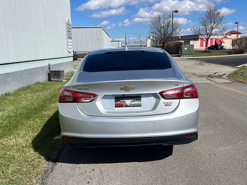 Used 2019 Chevrolet Malibu LT w/ Driver Confidence Package image 5