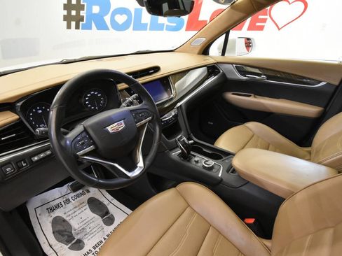 Used 2020 Cadillac XT6 Sport w/ Platinum Package image 12