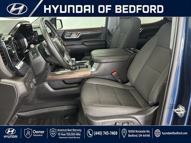 Used 2023 Chevrolet Silverado 1500 LT w/ Z71 Off-Road Package AWD/4WD image 17