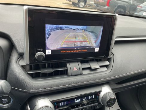 Used 2023 Toyota RAV4 XLE image 21