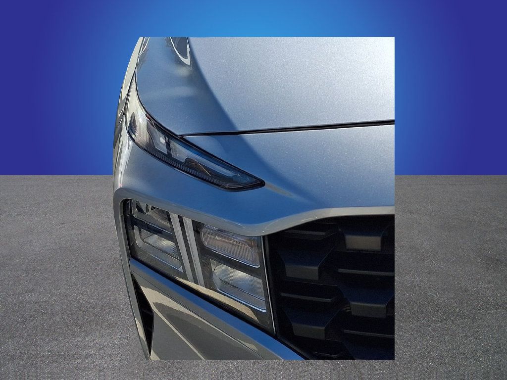 Used 2023 Hyundai Santa Fe SE AWD/4WD image 3