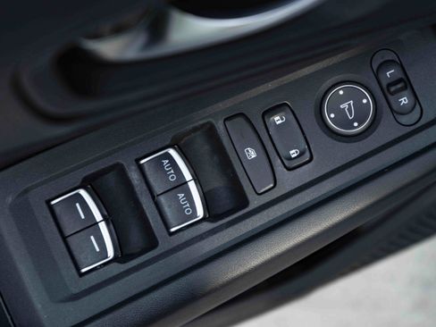 Used 2023 Honda Accord LX image 36