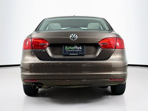 Used 2011 Volkswagen Jetta Sedan FWD image 7