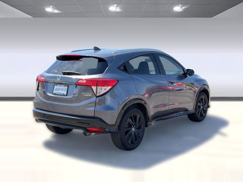 Used 2022 Honda HR-V Sport image 9