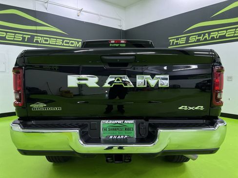 Used 2025 RAM 2500 Big Horn AWD/4WD image 8