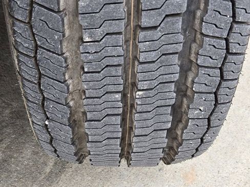 Used 2025 RAM ProMaster 2500 FWD image 13