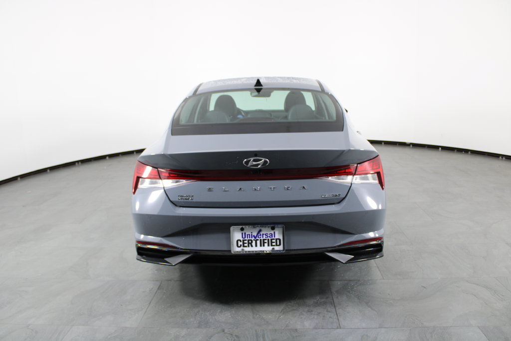 Used 2023 Hyundai Elantra Limited FWD image 11