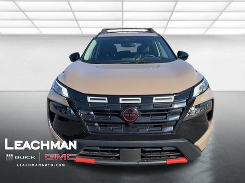 Used 2025 Nissan Rogue SV w/ Rock Creek Premium Package image 9