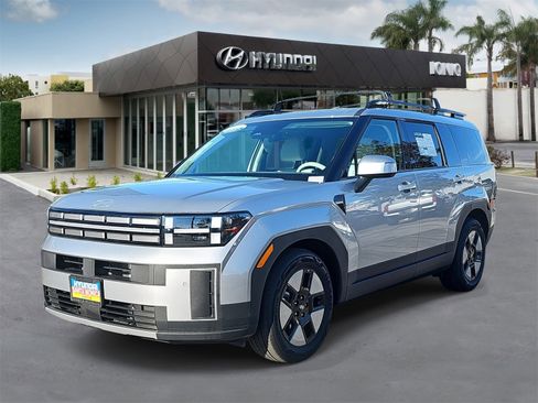 Certified 2025 Hyundai Santa Fe SEL image 7