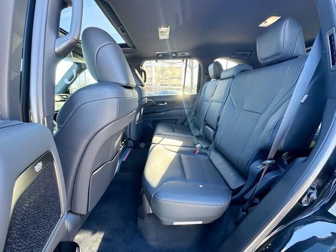 New 2026 Lexus LX 700h Luxury image 31