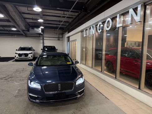 Used 2019 Lincoln MKZ Reserve w/ Reserve Plus Package AWD/4WD image 2