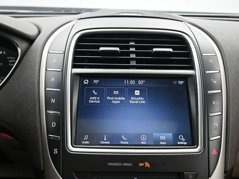 Used 2020 Lincoln Nautilus Reserve w/ Equipment Group 201A image 17