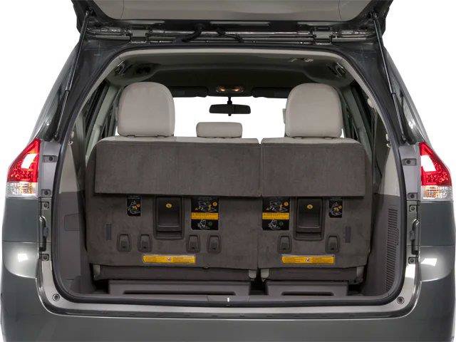 Used 2012 Toyota Sienna LE FWD image 39