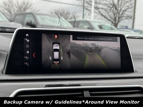 Used 2018 BMW 750i xDrive image 9