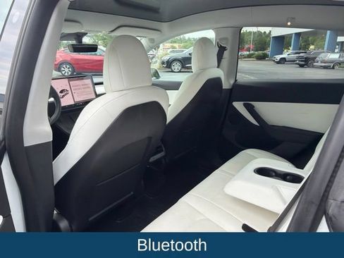 Used 2021 Tesla Model Y Long Range AWD/4WD image 6