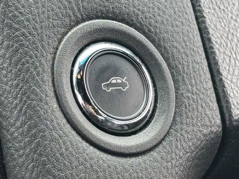 Used 2014 Ford Taurus Limited image 34