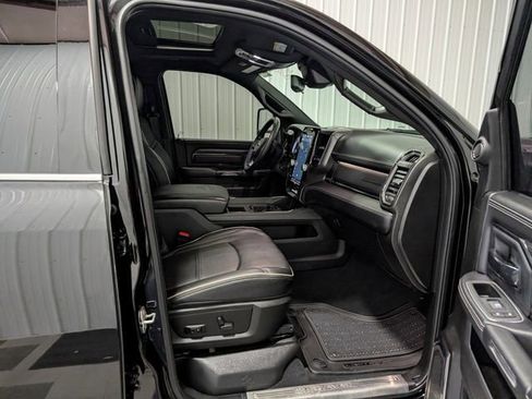 Used 2024 RAM 3500 Limited AWD/4WD image 32