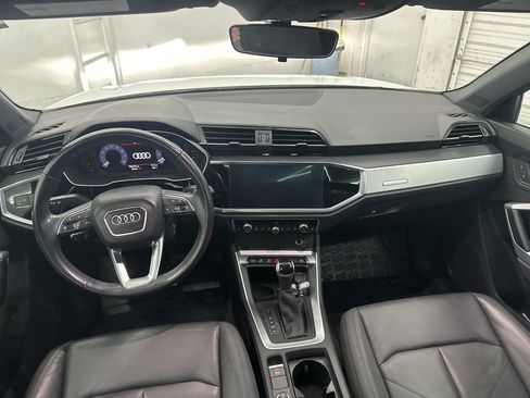 Used 2020 Audi Q3 2.0T Premium image 20