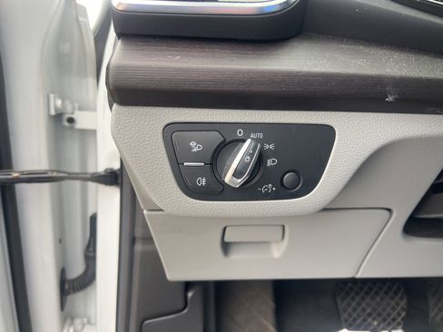 Used 2022 Audi Q5 2.0T Premium Plus image 23