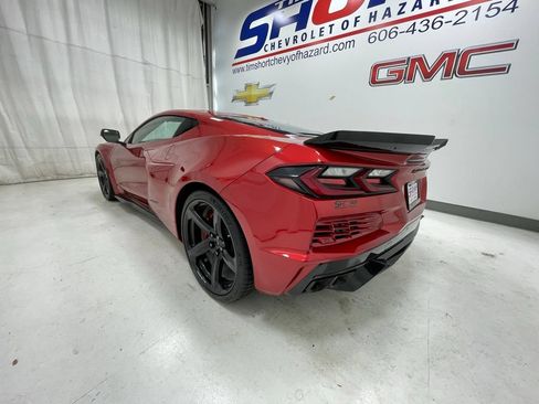 Used 2025 Chevrolet Corvette E-Ray AWD/4WD image 10