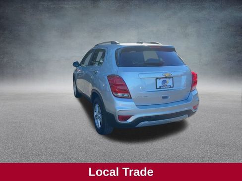 Used 2017 Chevrolet Trax LT w/ LT Convenience Package image 7