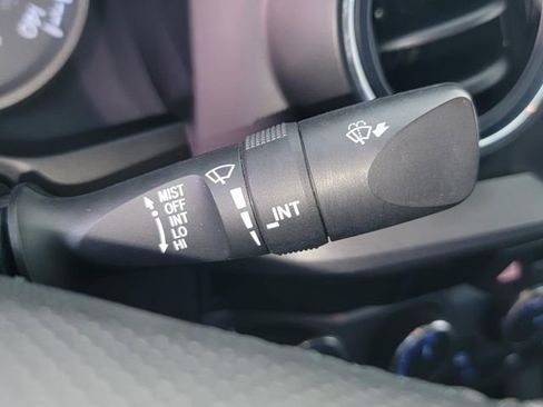 Used 2016 Toyota Tacoma TRD Sport w/ Premium & Technology Package image 15