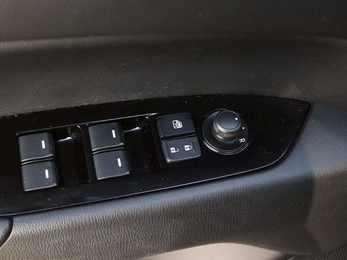 Used 2025 MAZDA CX-5 AWD 2.5 S w/ Preferred Package image 11