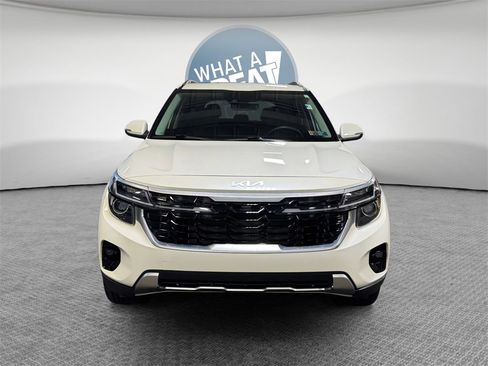 Used 2024 Kia Seltos EX image 9