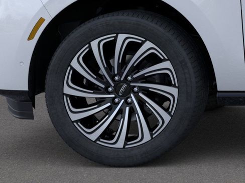 New 2025 Lincoln Navigator L Black Label AWD/4WD image 19