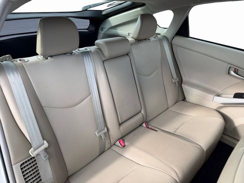 Used 2012 Toyota Prius Four image 18