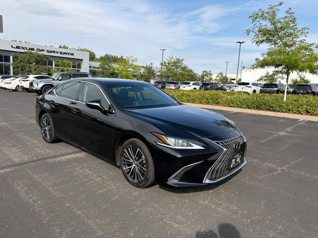 Used 2024 Lexus ES 250 w/ Premium Package AWD/4WD image 15