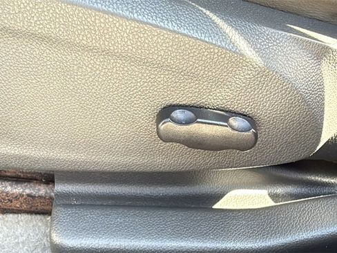 Used 2017 Chevrolet Sonic Premier image 13