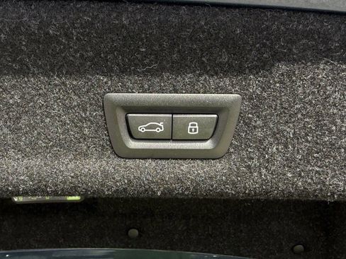New 2026 BMW 330i Sedan w/ Convenience Package RWD image 12