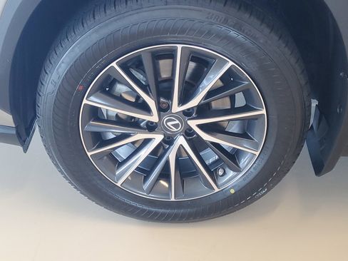 Used 2023 Lexus NX 250 FWD w/ Towing Package (2000 Lbs) image 6