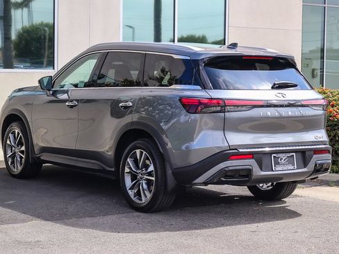 Certified 2023 INFINITI QX60 Luxe w/ Cargo Package FWD image 4