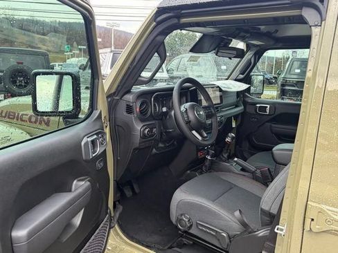 New 2026 Jeep Wrangler Unlimited Rubicon AWD/4WD image 14