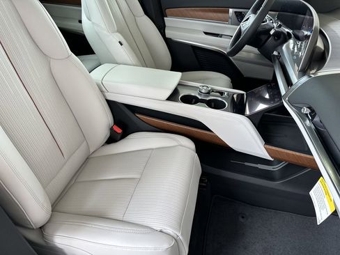 New 2026 Cadillac Vistiq Luxury image 37