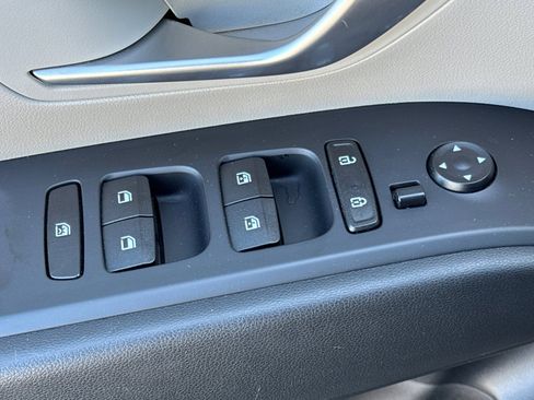 Used 2024 Hyundai Tucson SEL image 12