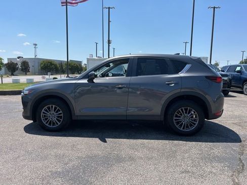 Used 2017 MAZDA CX-5 Touring w/ Preferred Equipment Package FWD image 6