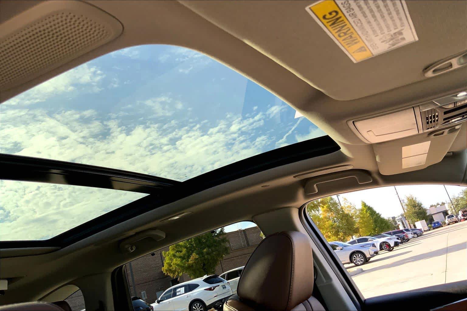 Used 2025 Acura MDX w/ Technology Package FWD image 14
