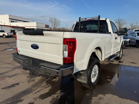 Used 2017 Ford F350 XLT w/ XLT Value Package image 5