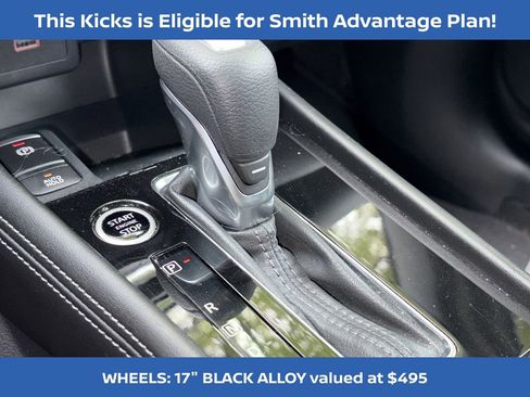 Used 2023 Nissan Kicks SR w/ SR Premium Package FWD image 14