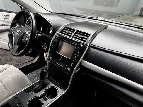 Used 2016 Toyota Camry XSE FWD image 52