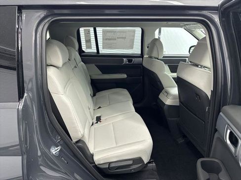 New 2026 Hyundai Santa Fe SE FWD image 15