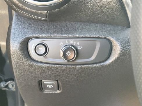 Used 2023 Chevrolet Blazer LT w/ Convenience Package image 25