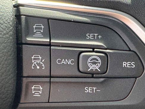 New 2026 Jeep Grand Cherokee Altitude AWD/4WD image 25