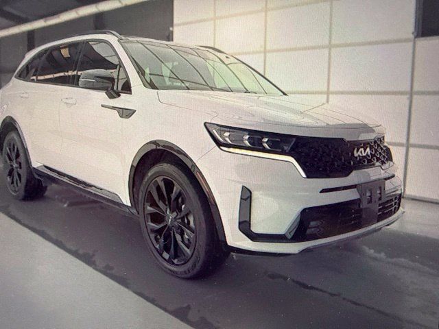 Used 2023 Kia Sorento SX FWD image 1