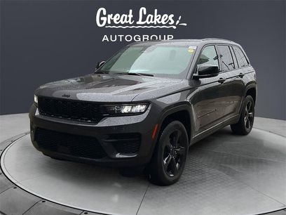 Used 2023 Jeep Grand Cherokee Altitude